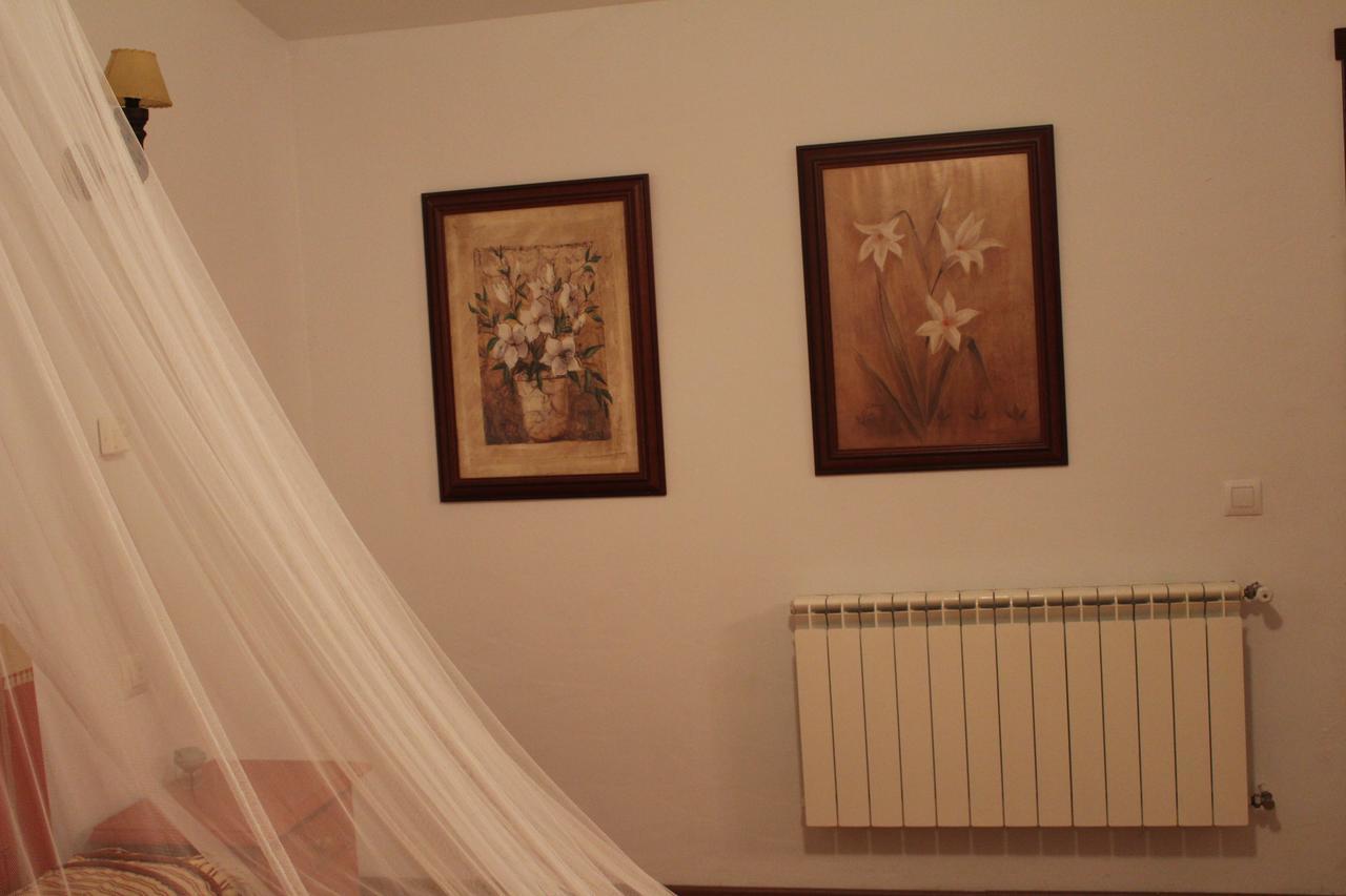 Hotel Rural Puerta De Monfrague Villarreal de San Carlos Eksteriør billede