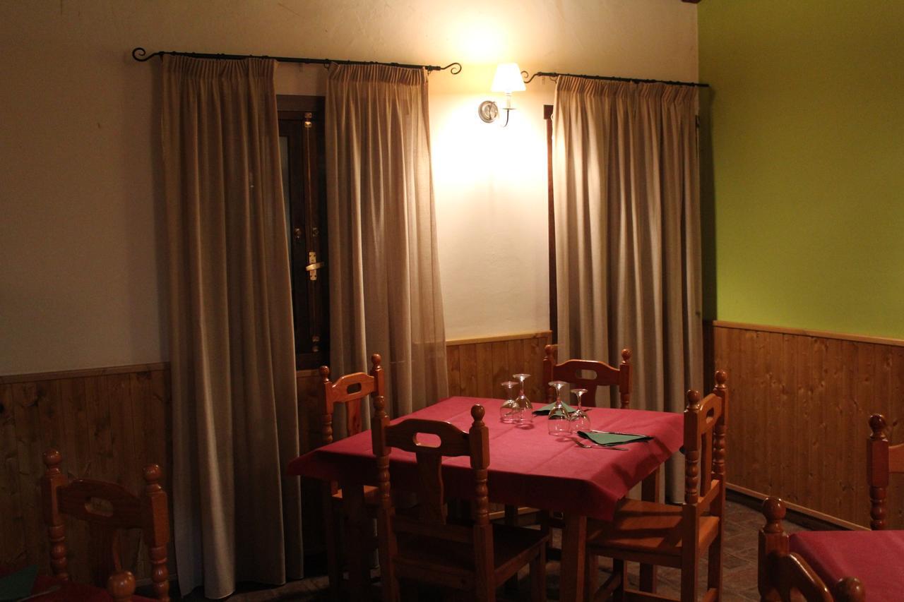 Hotel Rural Puerta De Monfrague Villarreal de San Carlos Eksteriør billede