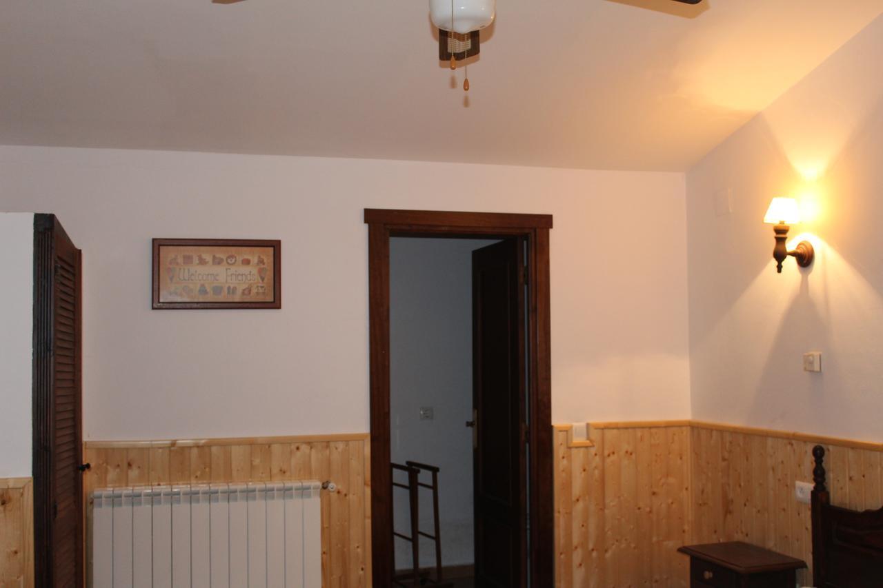 Hotel Rural Puerta De Monfrague Villarreal de San Carlos Eksteriør billede